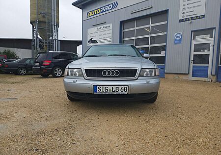 Audi A8 2.8