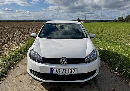 VW Golf Volkswagen Trendline