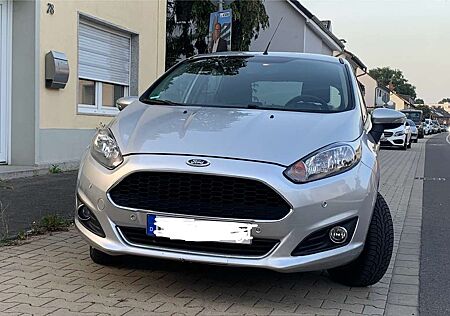 Ford Fiesta 1.6 TDCi Start-Stop ECOnetic 3. Hand TÜV Neu