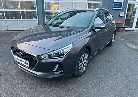 Hyundai i30 1.4 T-GDI Premium Garantie Service Neu Navi