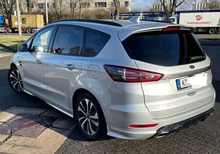 Ford S-Max ST Line 7-Sitzer