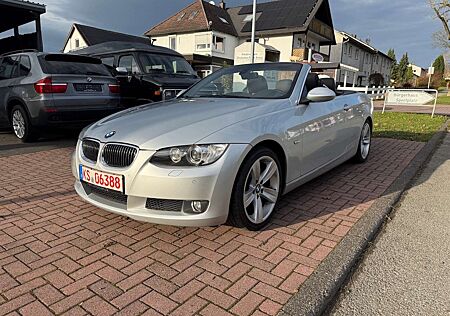 BMW 325 i e93 Cabrio Leder Xenon Navi HU AU 10/25 18Zoll