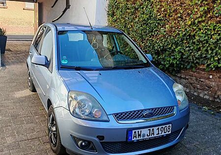 Ford Fiesta 1.4 Ambiente