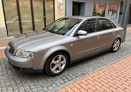 Audi A4 1.6