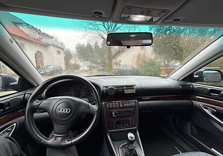 Audi A4 2.6 quattro