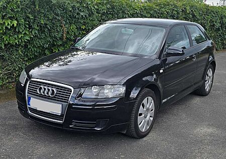 Audi A3 1.6 Attraction