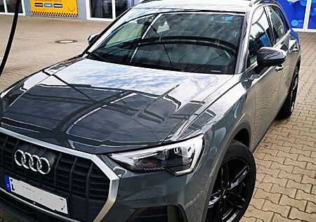 Audi Q3 35 TFSI, Kamera, 19" Felgen, Ambientebeleuchtung!