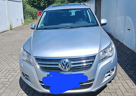 VW Tiguan Volkswagen 2.0 TDI DPF Sport
