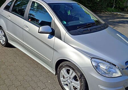 Mercedes-Benz B 150 Autotronic