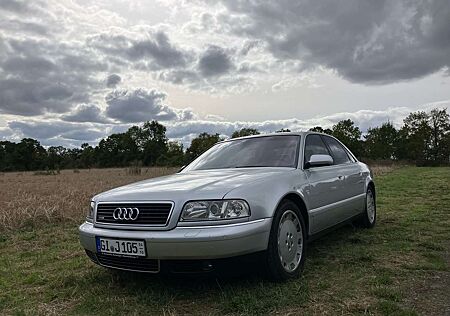 Audi A8 4.2 quattro