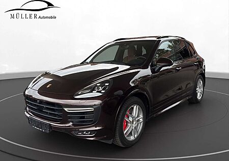 Porsche Cayenne GTS Pano 14Wege Standheizung
