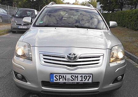 Toyota Avensis 1.8 VVT-i Combi Edition, 1 Hand,NAVI ,KLIMATRONIC