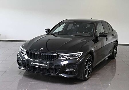 BMW 330 e xDrive M Sport M-Sitze M-Bremse AHK 19