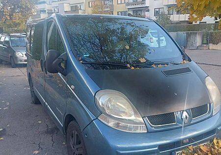 Renault Trafic 2.5 dCi L1H1