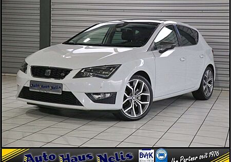 Seat Leon 2,0 TDI FR LED AHK NaviTouch RFKam PDC Pano