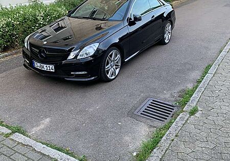 Mercedes-Benz E 350 CDI BlueEfficiency (207.323) Amg packet