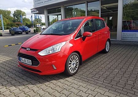 Ford B-Max 1.0 EcoBoost Titanium