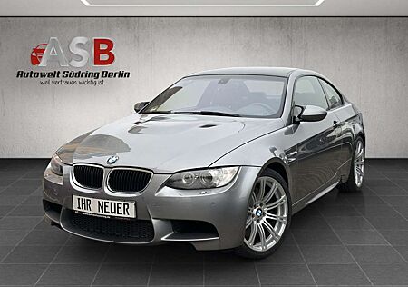 BMW M3 Coupe DKG*Navi Prof*2.Besitz*erst 28.100 km*