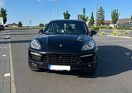 Porsche Cayenne Turbo