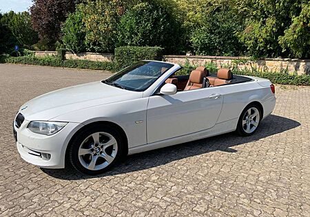 BMW 325 3er Cabrio Diesel 325d DPF Cabrio Aut. Edition Exclusive
