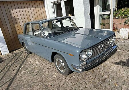 Lancia Fulvia 1,3 Benzin mit AHK aus Italienien