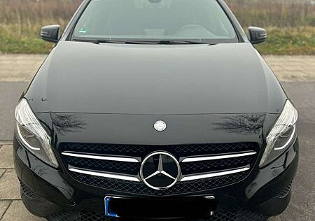 Mercedes-Benz A 180 BlueEFFICIENCY Edition