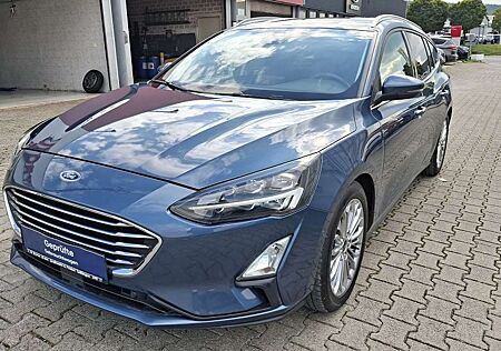Ford Focus Turnier 1.5 EcoBoost AT Titanium