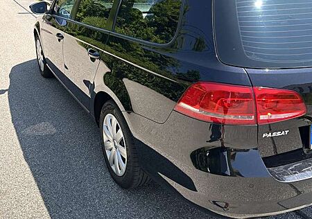 VW Passat Variant Volkswagen Trendline BlueMotion