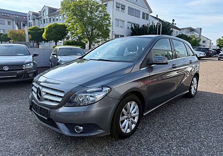 Mercedes-Benz B 180 - Navi - Sitzheizung - Kamera