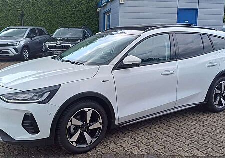 Ford Focus Active X-8Gang-Klimaau-Navi-Kamera-Panorama-AHK-17