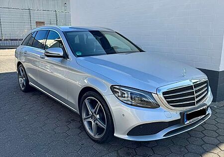 Mercedes-Benz C 220 d T 9G-TRONIC Exclusive