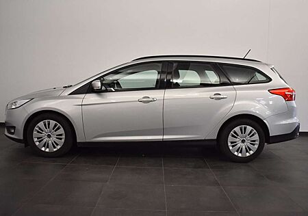 Ford Focus Turnier Business/NAVI/WINTERPAKET/MFL/PDC