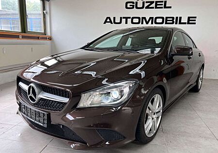 Mercedes-Benz CLA 200 Coupe/AUT/SHZ/PDC/T-LEDER/NAVI/XENON/