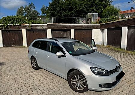 VW Golf Variant Volkswagen 1.6 TDI Highline