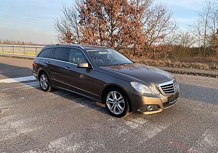 Mercedes-Benz E 350 T 4Matic 7G-TRONIC Avantgarde