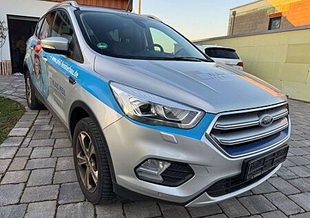 Ford Kuga Titanium 2.0 TDCi 4x4 Automatik