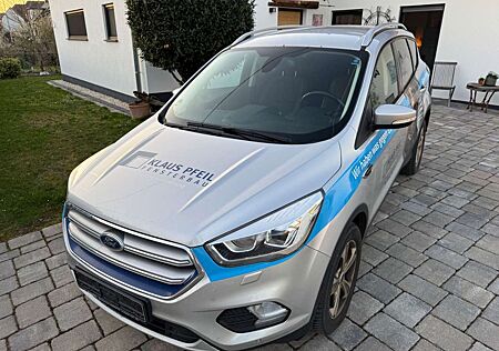 Ford Kuga Titanium 2.0 TDCi 4x4 Automatik
