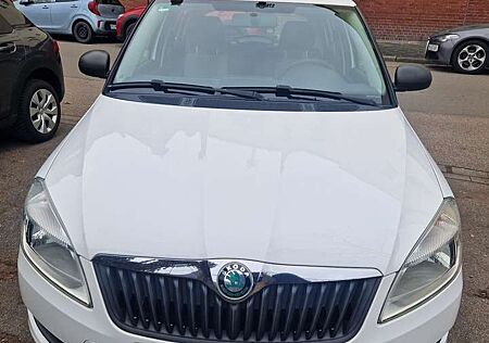 Skoda Fabia 1.2 HTP Syle Edition
