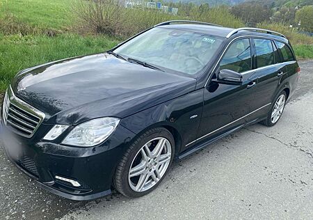 Mercedes-Benz E 250 T CDI DPF 4Matic BlueEFFICIENCY 7G-TRONIC Avantgar