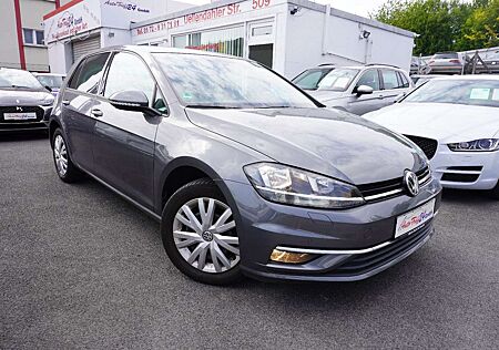 VW Golf Volkswagen VII Lim. Sound*Automatik*Navi*PDC*ACC