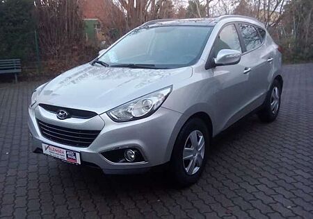 Hyundai ix35 2.0 CRDi 4WD Automatik Style Navi Pano Diesel EU