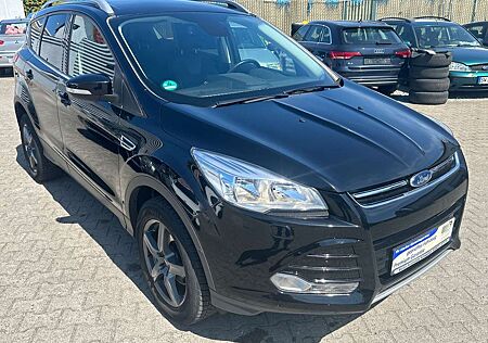Ford Kuga Titanium/2Hand/Tüv+ZahnriemenNEU/Kamera/NAVI