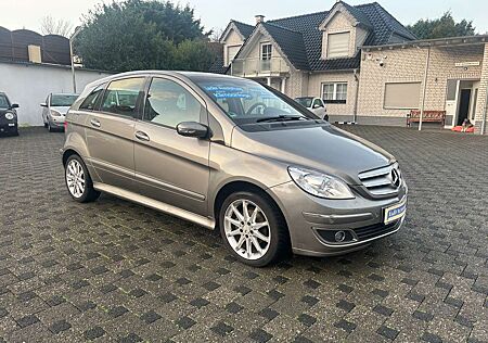 Mercedes-Benz B 170 *KLIMA*TEILLEDER*WENIG KM*