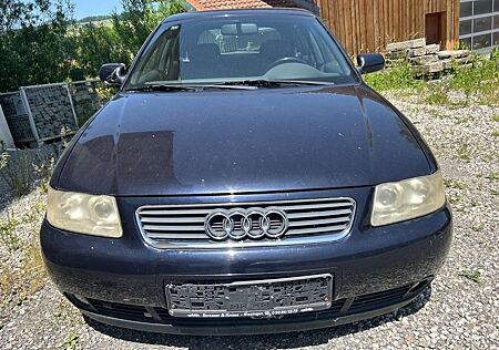 Audi A3 1.8 Klima