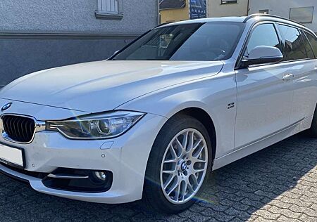 BMW 330d 330 Touring SportLine, Pano, 8-G ZF, 8-fach
