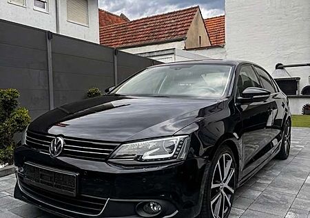 Volkswagen Jetta Jetta 2.0 TSI Highline | 200 PS GTI-Motor Sport