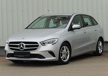 Mercedes-Benz B 180 d Aut. 1-Hand Teilleder Navi Kamera SHZ