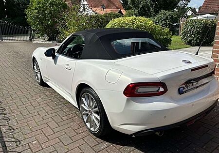 Fiat 124 Spider 1.4 MultiAir Turbo Lusso