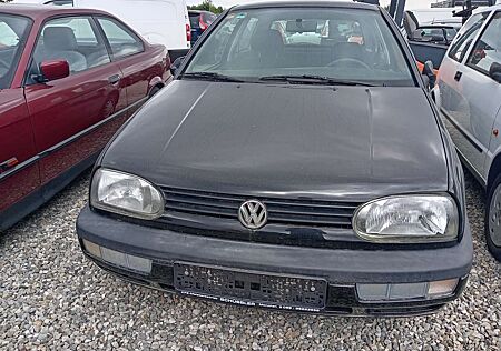 VW Golf Volkswagen 1.8, Sondermodell, Klima, 1. Hand