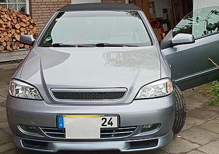 Opel Astra Cabrio 2.2 16V Linea Rossa